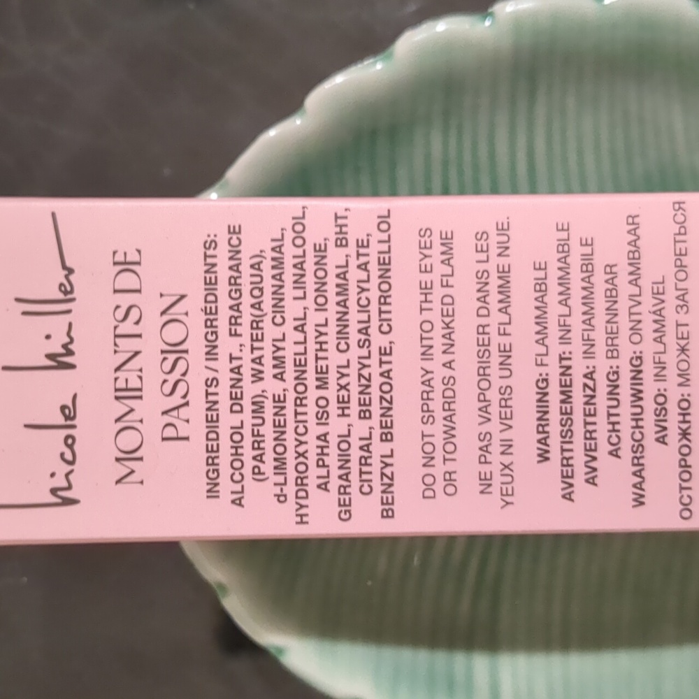 Perfume - Picture 2 of 2